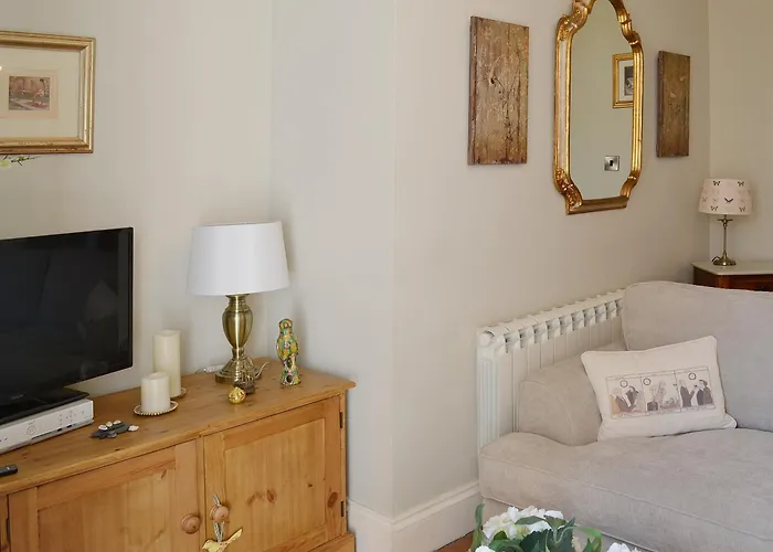 Holiday home Rosie's Retreat *